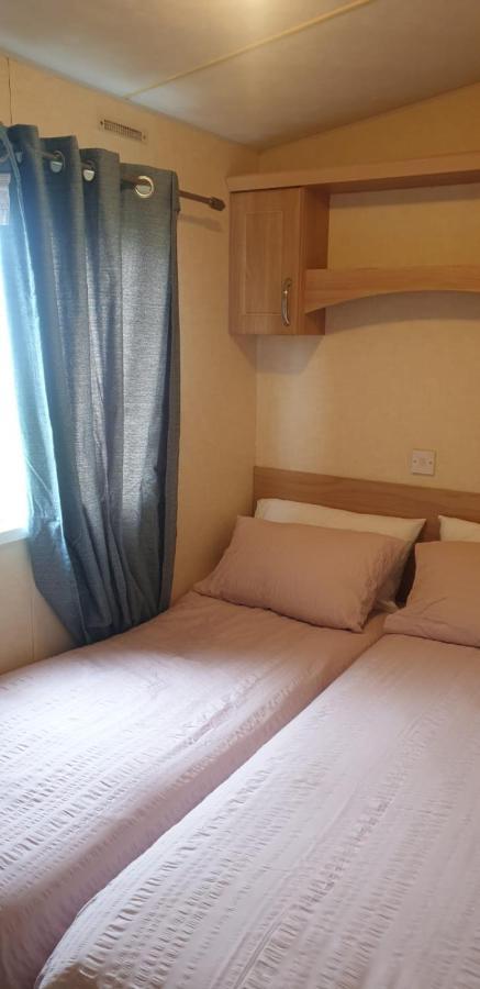 Private Caravan Situated At Parkdean Holiday Resort St Margaret'S At Cliffe Number 18 Екстериор снимка