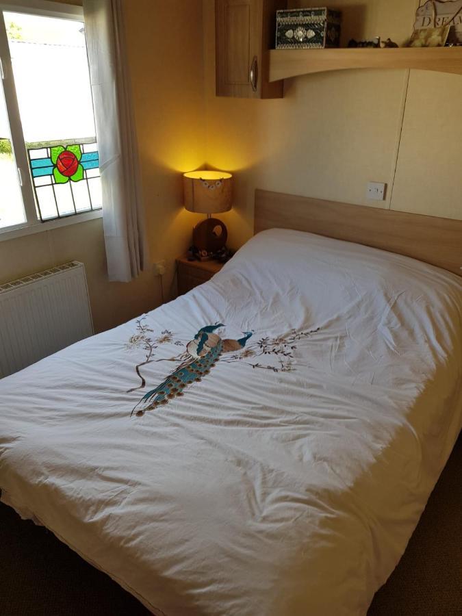 Private Caravan Situated At Parkdean Holiday Resort St Margaret'S At Cliffe Number 18 Екстериор снимка