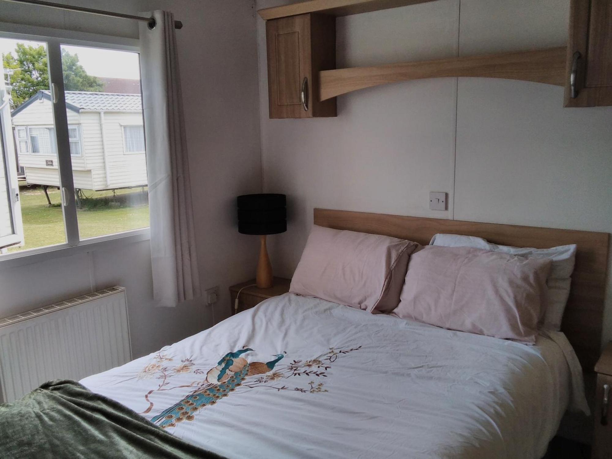 Private Caravan Situated At Parkdean Holiday Resort St Margaret'S At Cliffe Number 18 Екстериор снимка