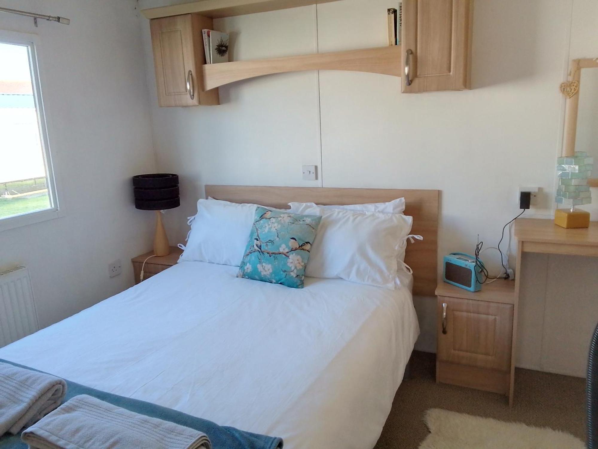 Private Caravan Situated At Parkdean Holiday Resort St Margaret'S At Cliffe Number 18 Екстериор снимка