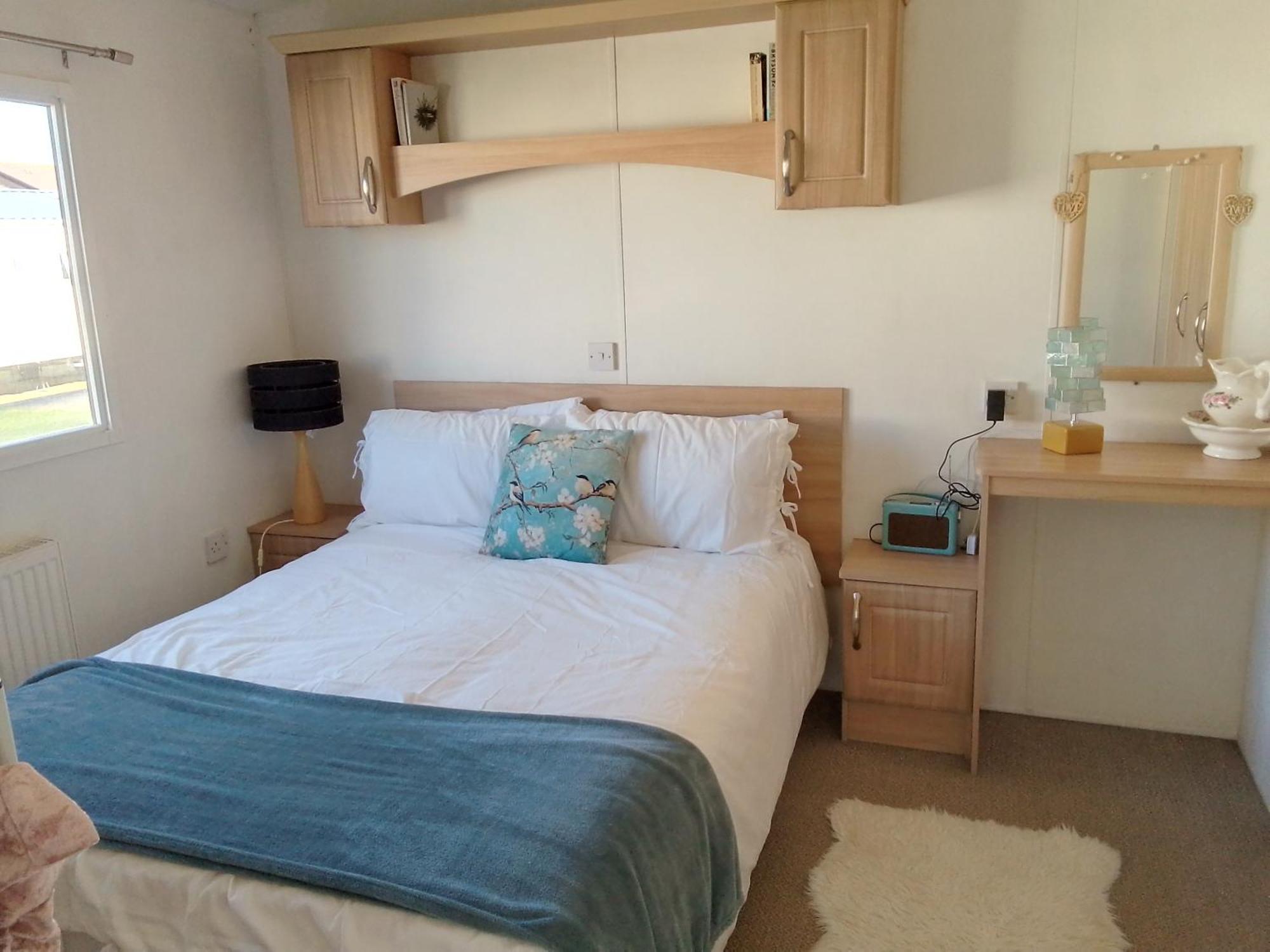Private Caravan Situated At Parkdean Holiday Resort St Margaret'S At Cliffe Number 18 Екстериор снимка